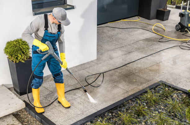 Best Garage Pressure Washing  in North Hills, NY